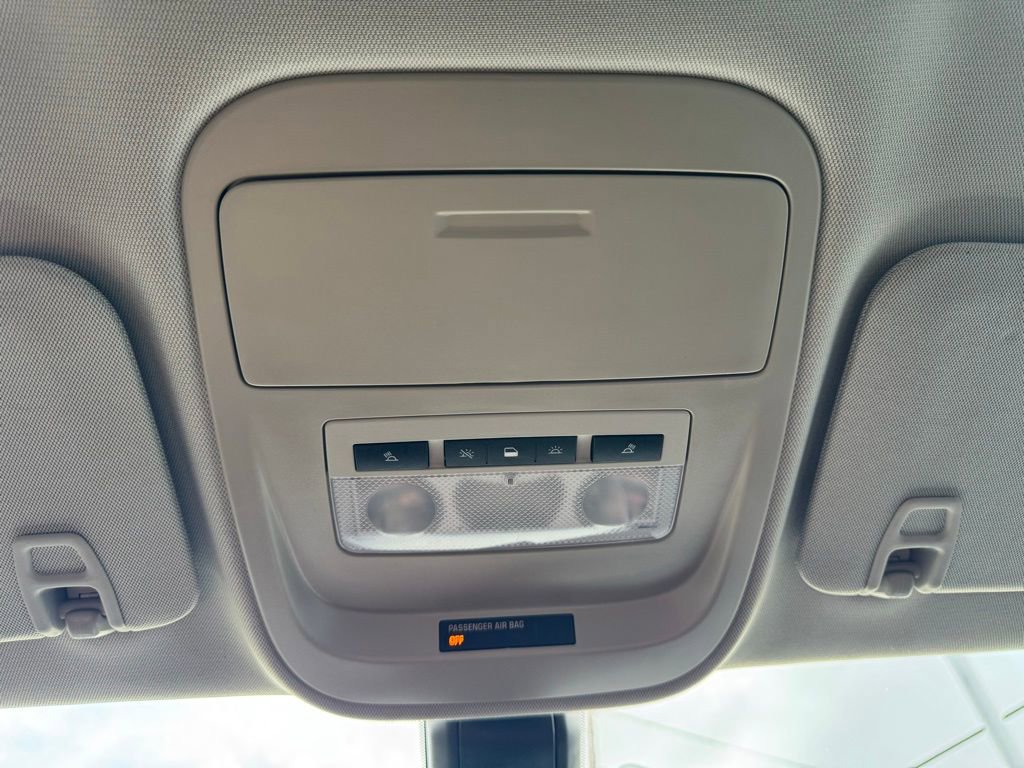 Used 2016 GMC Canyon SLE image 31