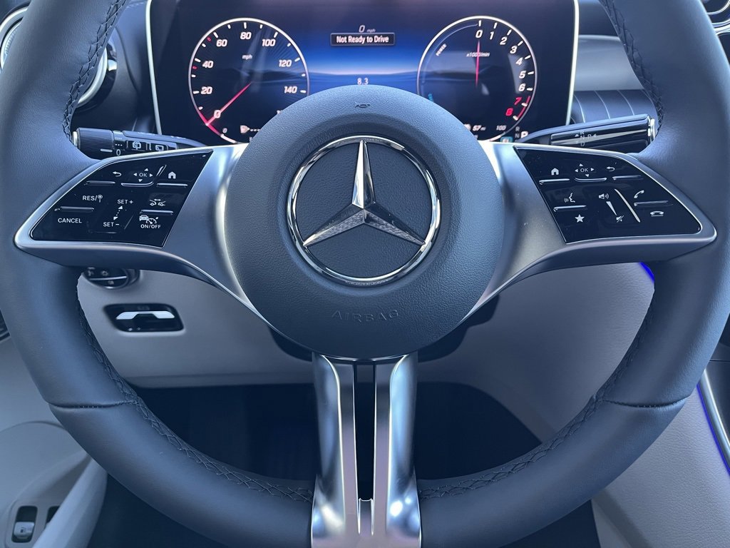 Used 2025 Mercedes-Benz GLC 350e 4MATIC image 20