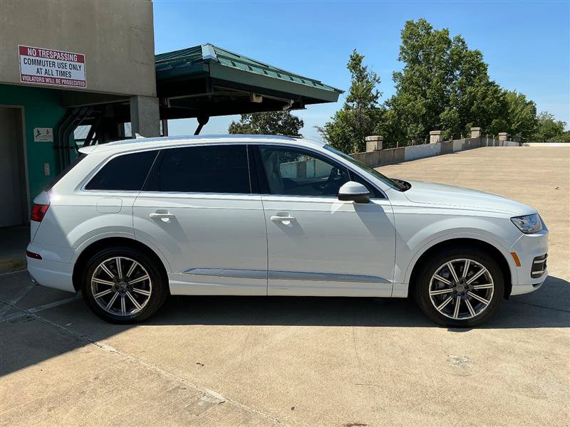 Used 2017 Audi Q7 3.0T Premium Plus AWD/4WD image 8