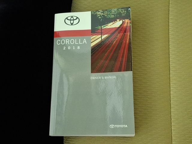 Used 2018 Toyota Corolla LE FWD image 25