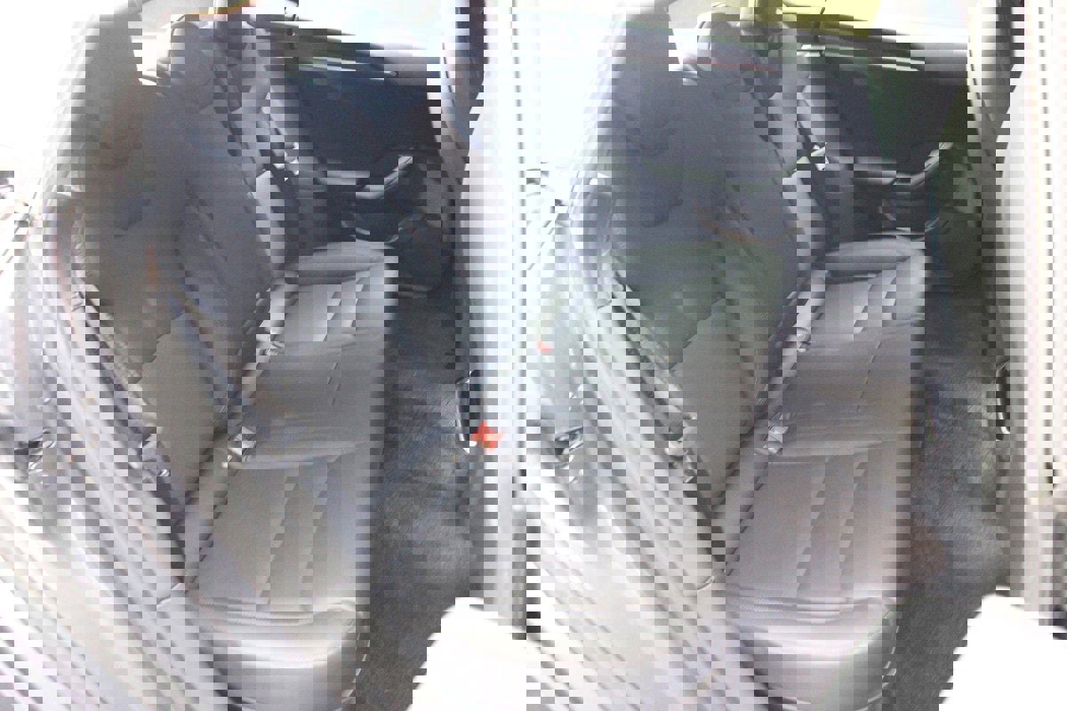 Used 2023 Tesla Model S AWD image 42