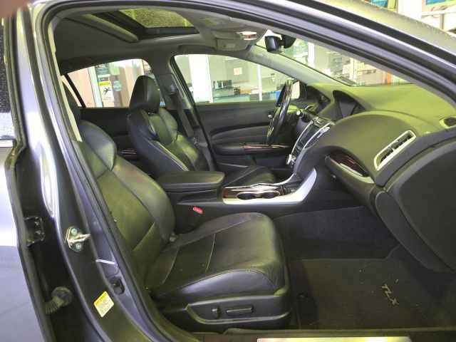 Used 2017 Acura TLX V6 w/ Technology Package FWD image 18