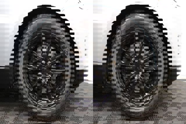 Used 2016 Land Rover Range Rover Sport SE image 5