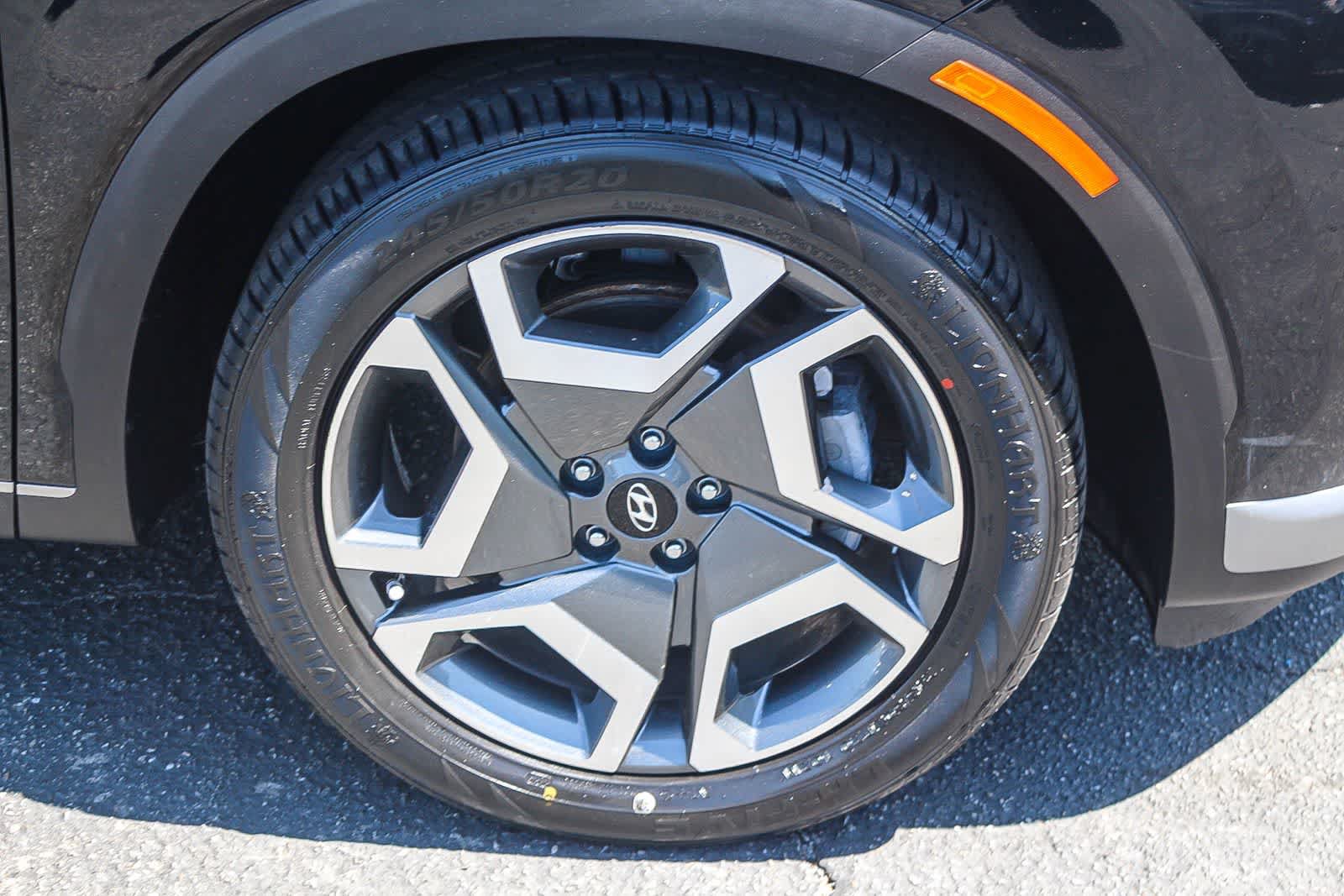 Certified 2024 Hyundai Palisade Limited FWD image 12