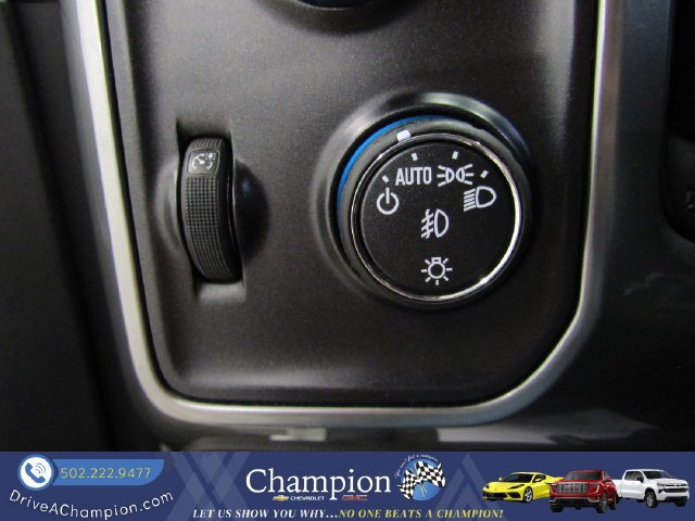 Used 2015 Chevrolet Silverado 1500 LTZ w/ LTZ Plus Package AWD/4WD image 30
