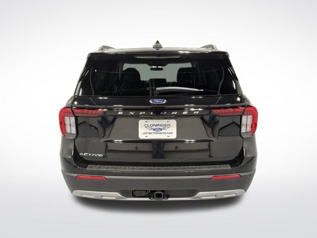 New 2026 Ford Explorer Active w/ Active Comfort Package RWD image 7