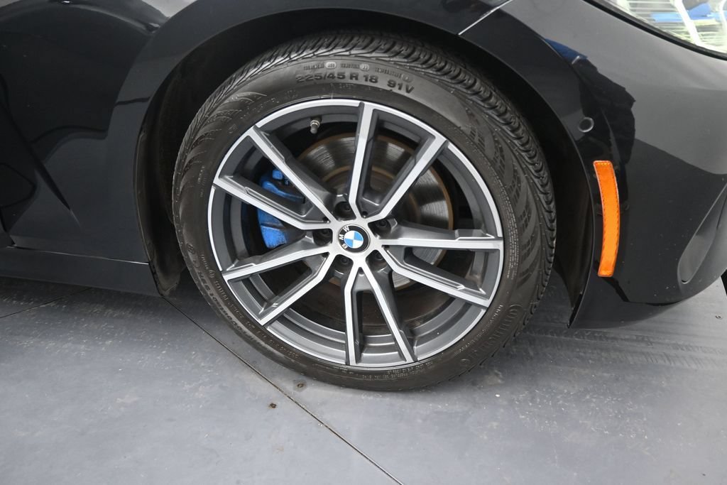 Used 2021 BMW 430i Coupe w/ Executive Package RWD image 38