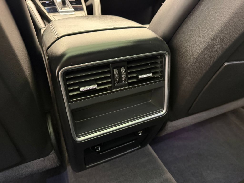 Used 2021 Porsche Cayenne GTS AWD/4WD image 16