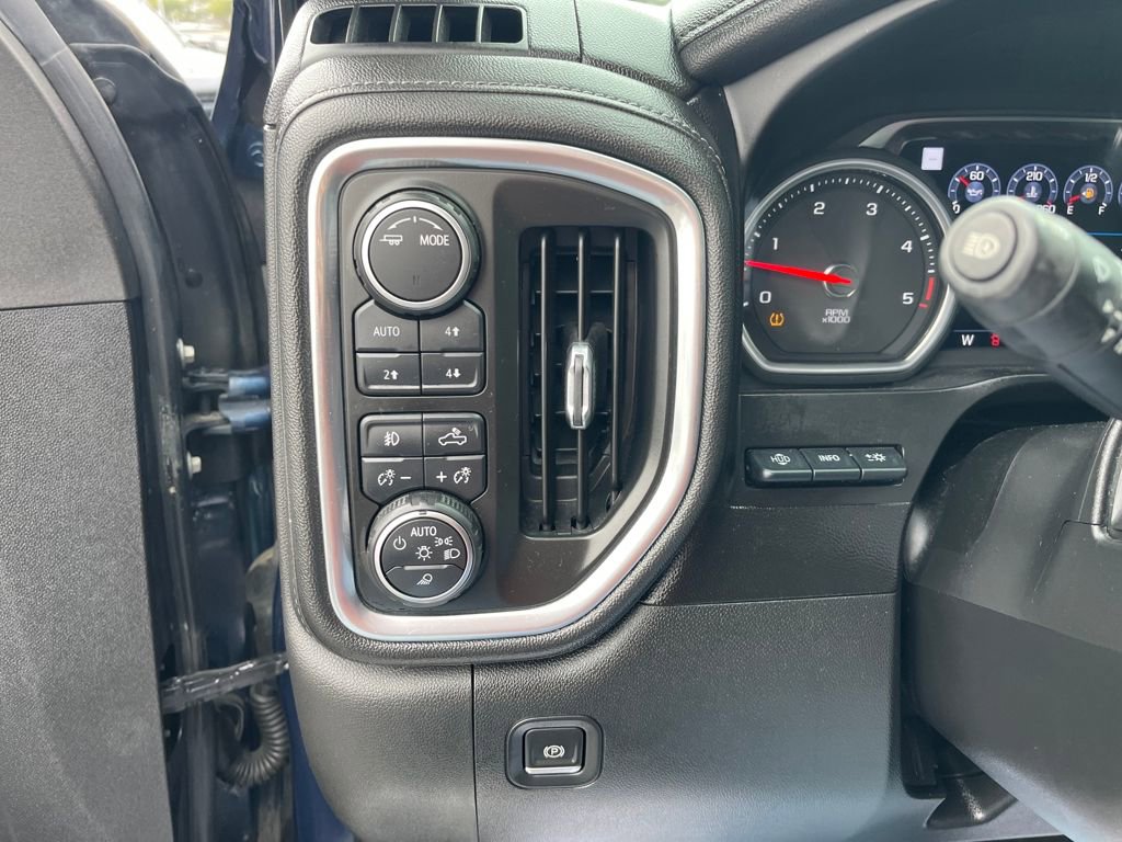 Used 2020 Chevrolet Silverado 2500 LTZ w/ Technology Package image 13