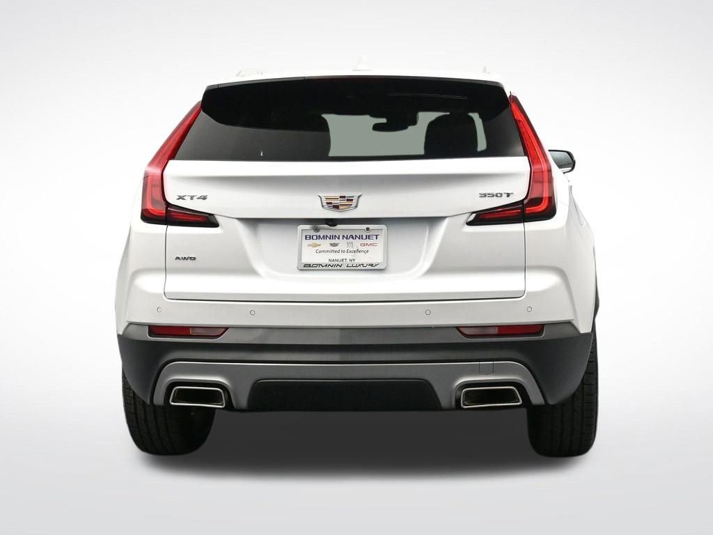 Used 2023 Cadillac XT4 Premium Luxury w/ Cold Weather Package AWD/4WD image 4