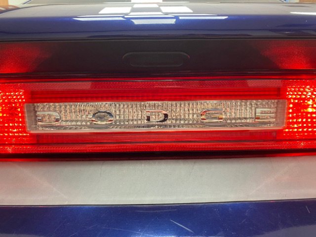 Used 2014 Dodge Challenger SXT image 21