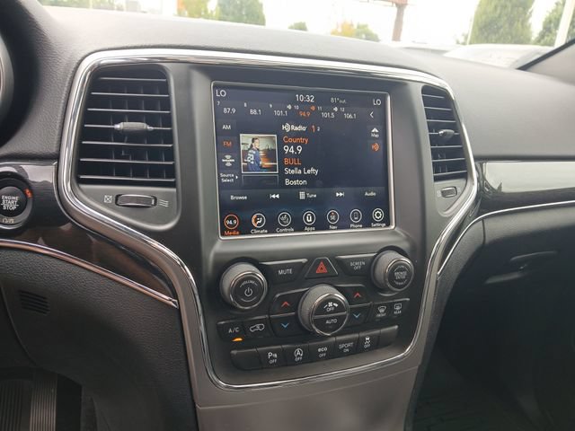 Used 2018 Jeep Grand Cherokee Trailhawk w/ Trailhawk Luxury Group AWD/4WD image 22
