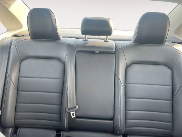 Used 2022 Volkswagen Jetta SE w/ Panoramic Sunroof Package image 15