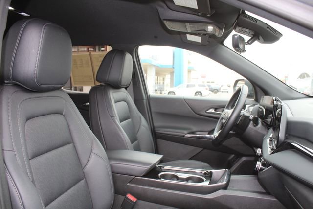 Used 2025 Chevrolet Equinox LT w/ Convenience Package II FWD image 15