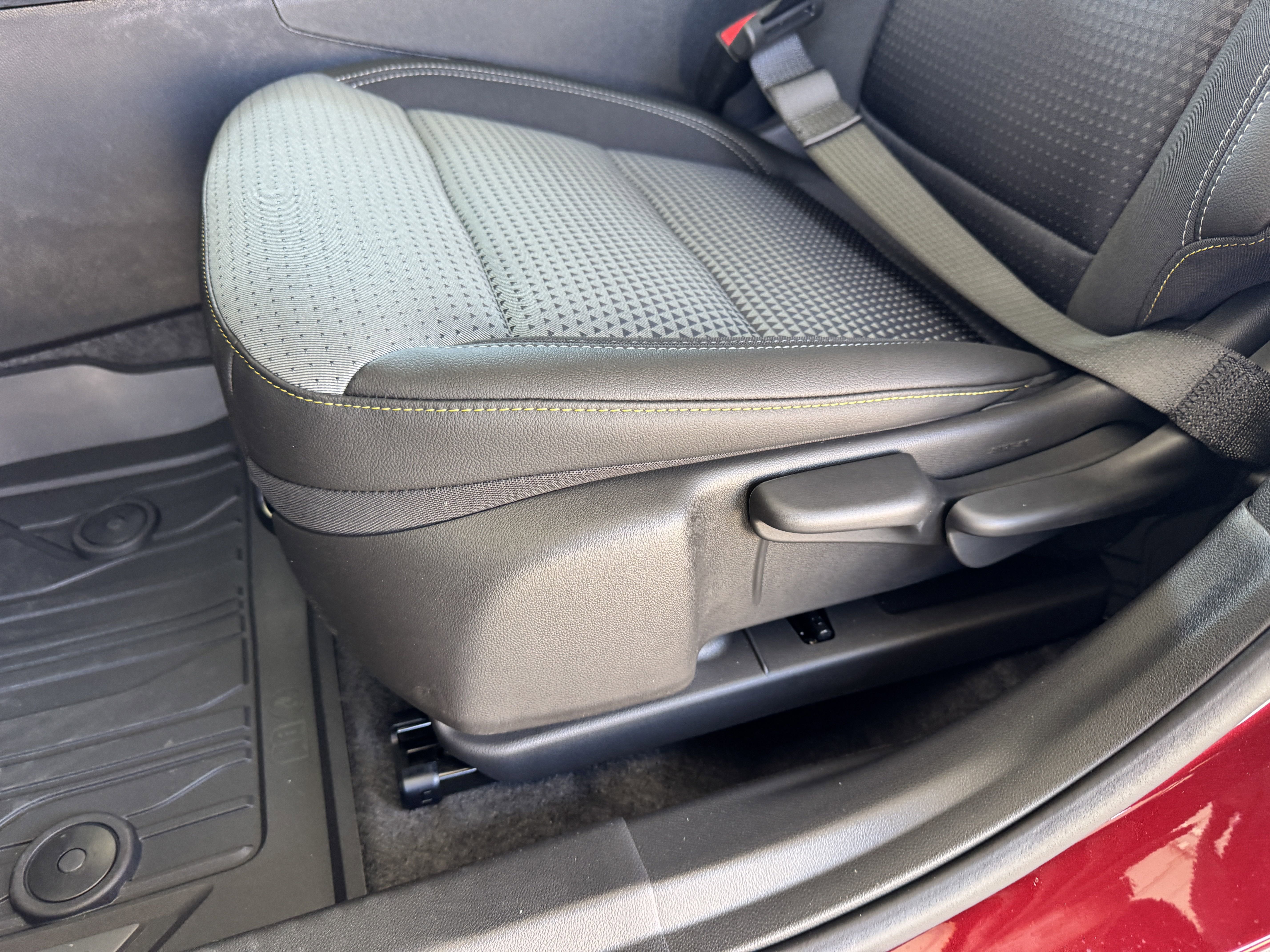 New 2025 Chevrolet Trax LT w/ LT Convenience Package image 13