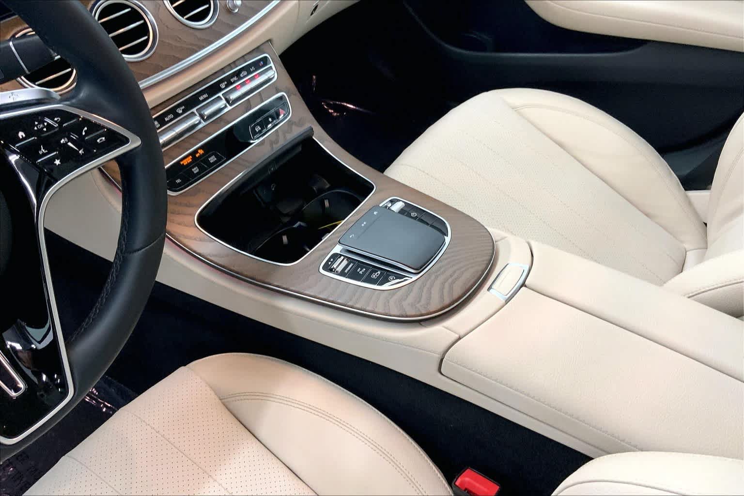 Used 2021 Mercedes-Benz E 350 Sedan image 16