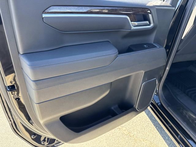 Used 2025 GMC Sierra 1500 Elevation image 18