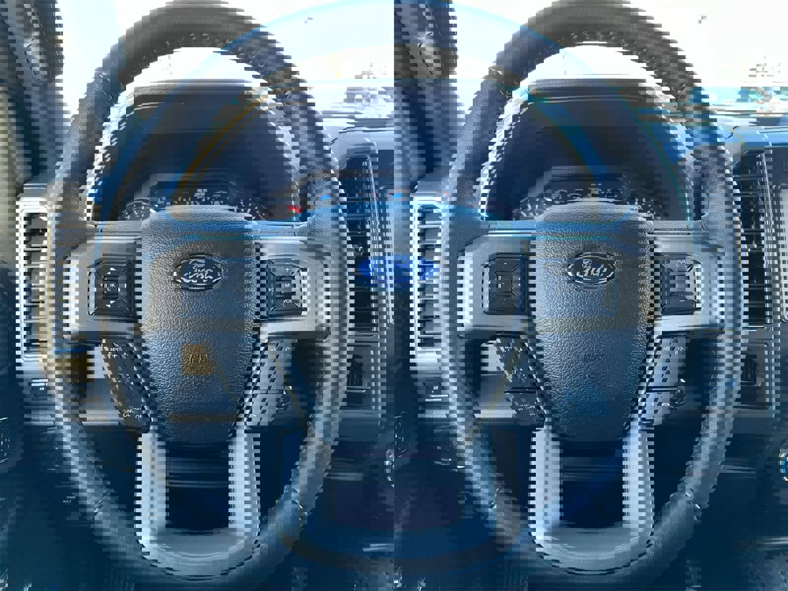 Used 2021 Ford Expedition Max XLT image 22