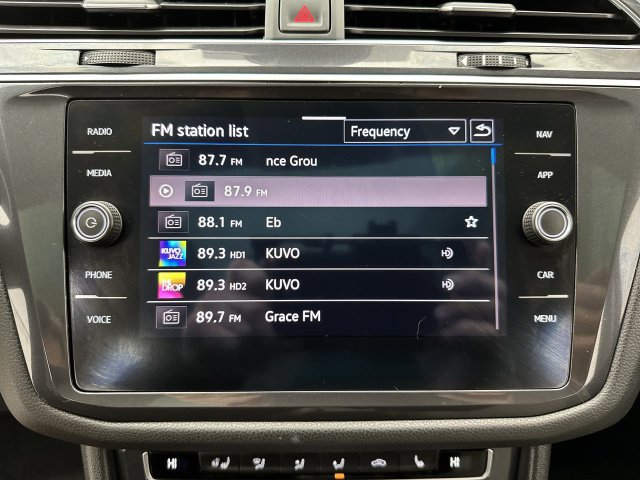 Used 2021 Volkswagen Tiguan SEL w/ 2-Row Tiguan MDO Package AWD/4WD image 16