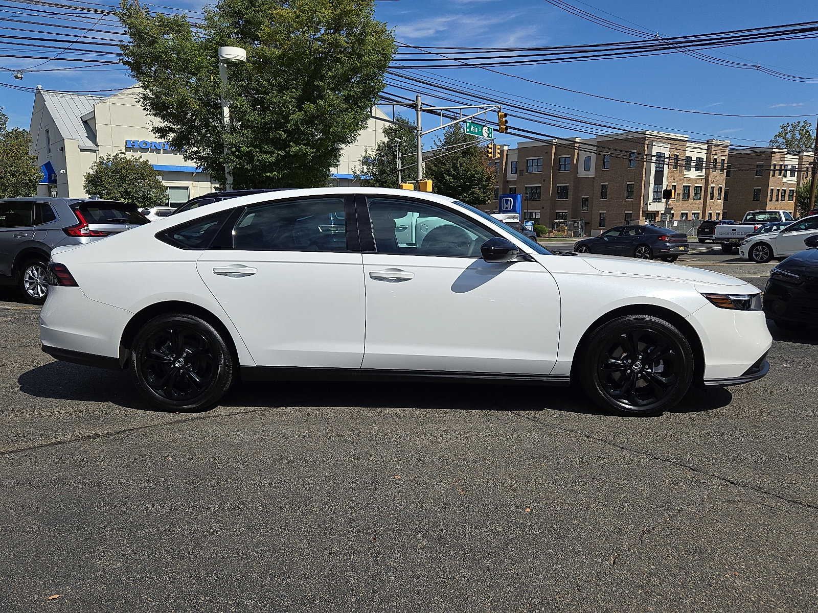 Used 2025 Honda Accord SE image 7