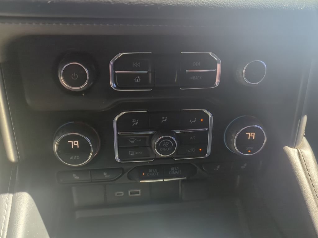 Used 2023 Chevrolet Tahoe Z71 w/ Z71 Off-Road Package image 31