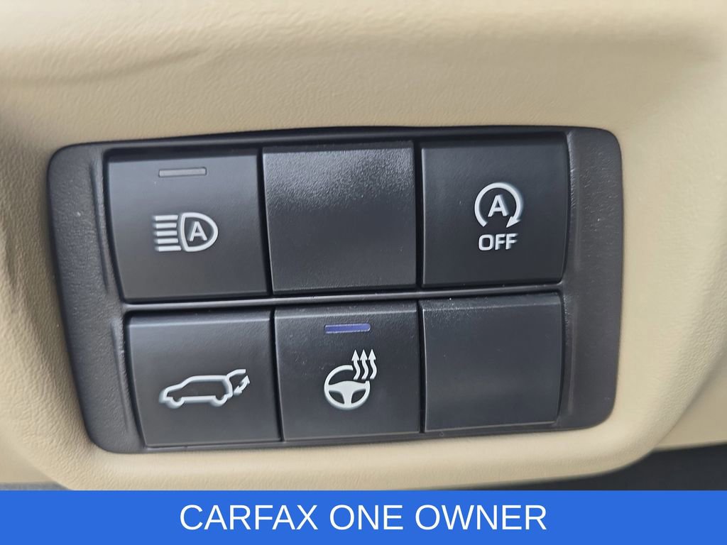 Used 2024 Toyota Highlander Limited image 27