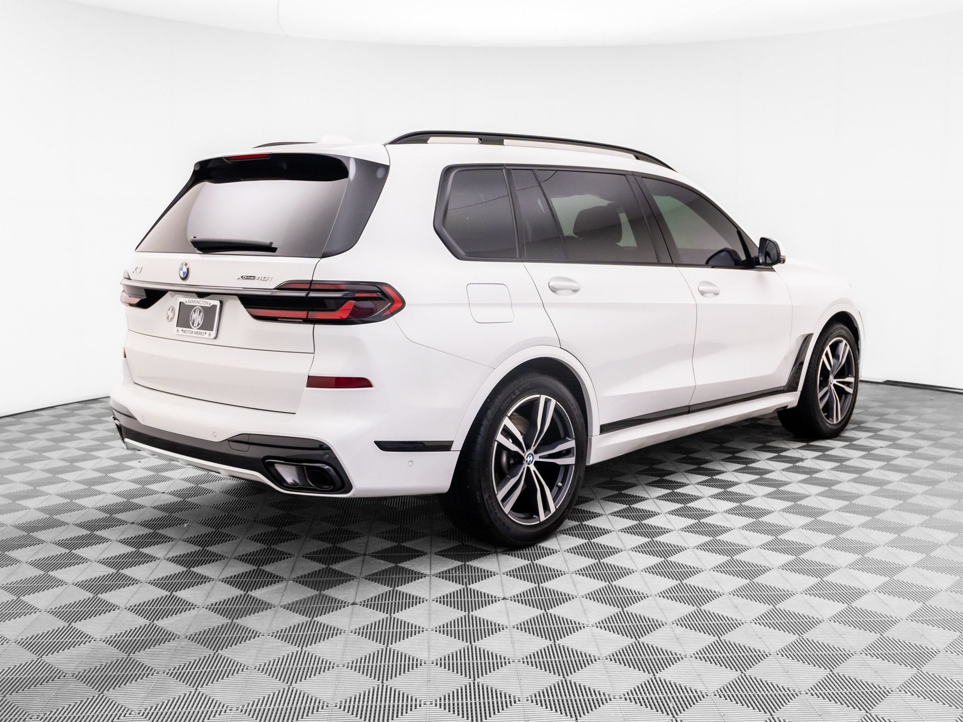 Certified 2024 BMW X7 xDrive40i w/ Executive Package AWD/4WD image 5