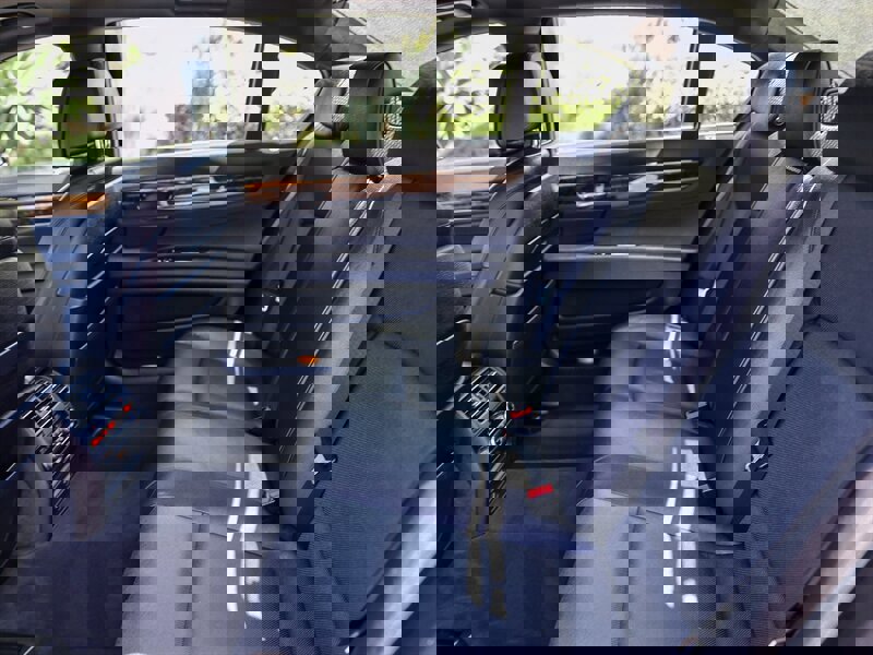 Used 2015 BMW 740Li image 17