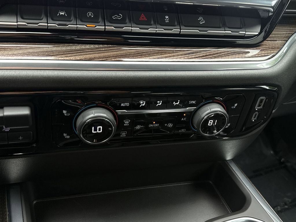 Used 2024 Chevrolet Silverado 1500 RST AWD/4WD image 21