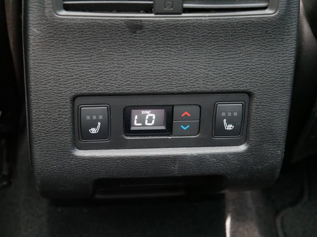 Used 2023 Mitsubishi Outlander SEL AWD/4WD image 14