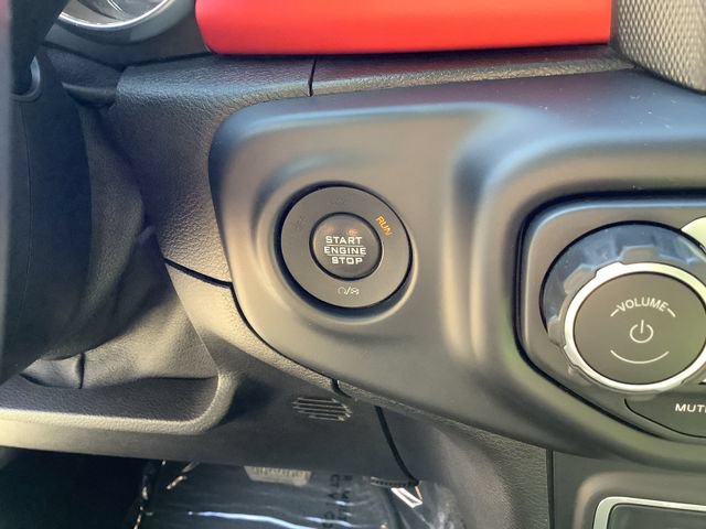 Used 2018 Jeep Wrangler Rubicon AWD/4WD image 16