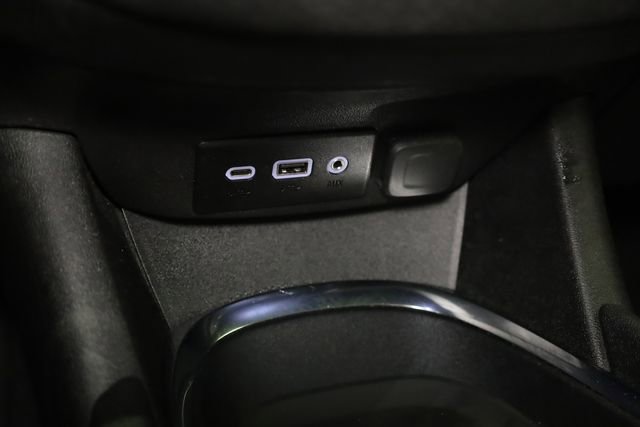 Used 2023 Chevrolet Malibu LT image 24