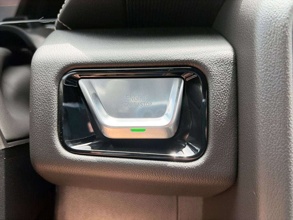 New 2026 GMC Yukon XL Elevation AWD/4WD image 25