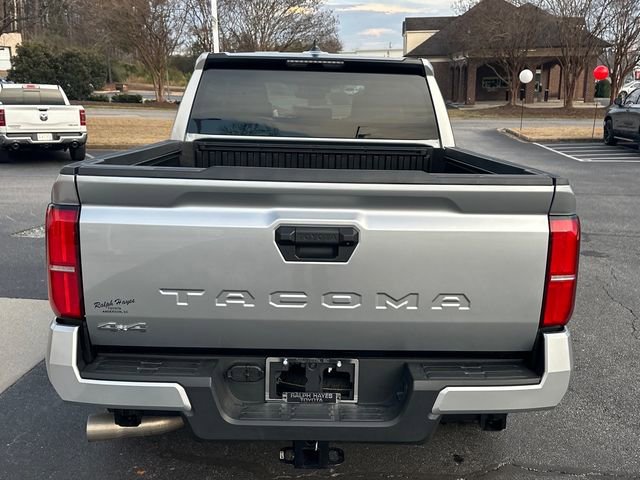 Used 2025 Toyota Tacoma SR5 image 4