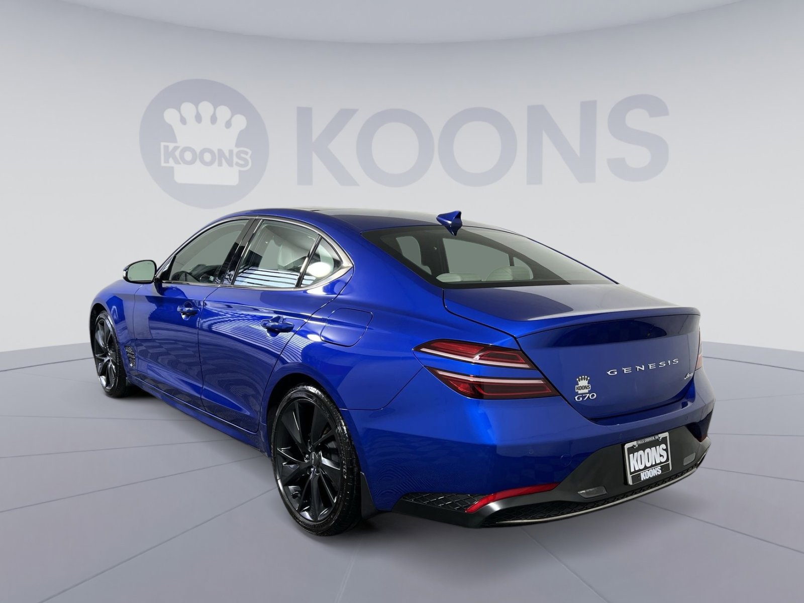 Used 2023 Genesis G70 2.0T w/ Sport Prestige Package image 4