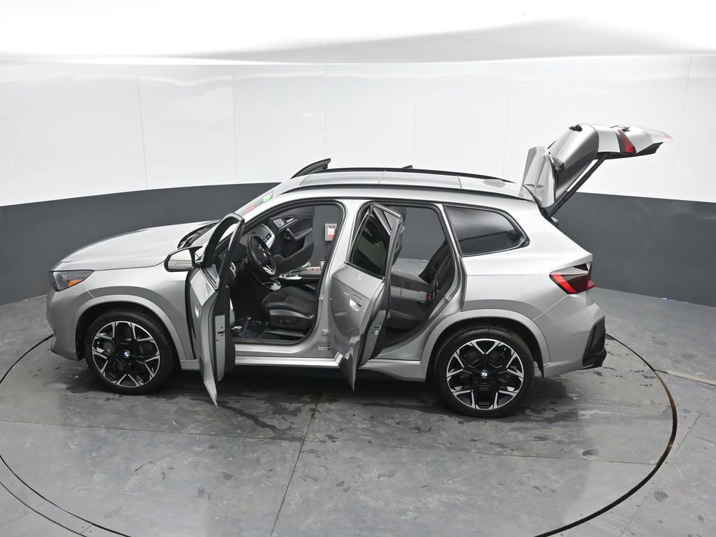 Used 2025 BMW X1 M35i w/ Premium Package image 53