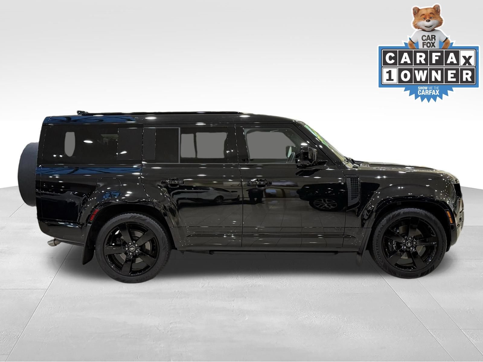 New 2025 Land Rover Defender 130 V8 AWD/4WD image 9