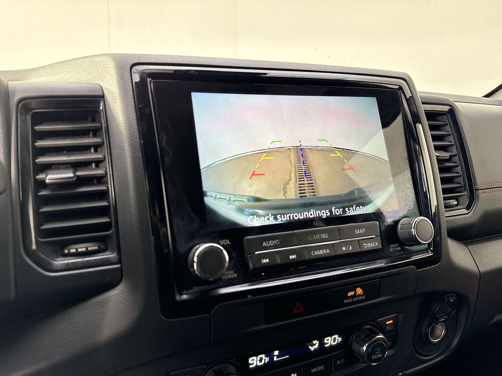 Certified 2022 Nissan Frontier PRO-4X w/ Technology Package AWD/4WD image 9
