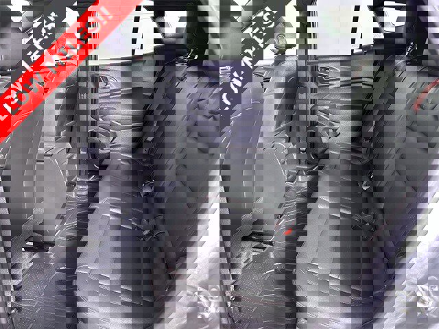 Used 2025 Chevrolet Trax RS w/ Sunroof Package image 26