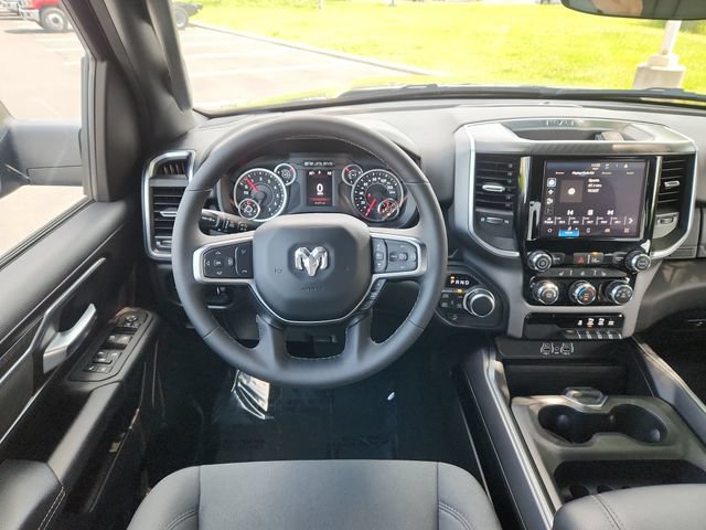 Used 2025 RAM 1500 Big Horn AWD/4WD image 23