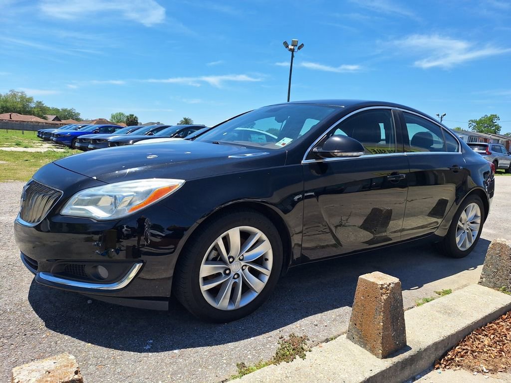 Used 2016 Buick Regal FWD image 1