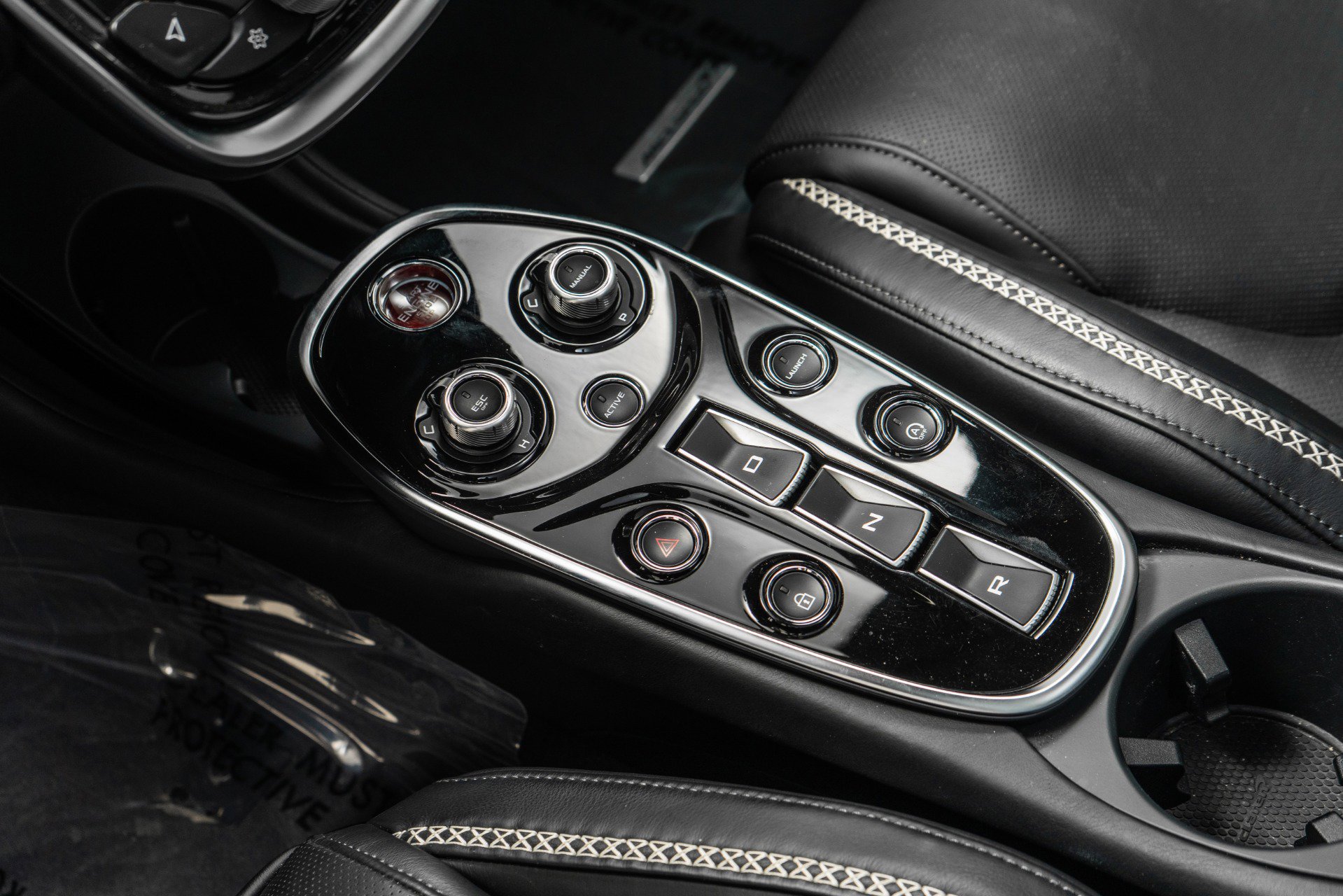 Used 2022 McLaren GT image 27