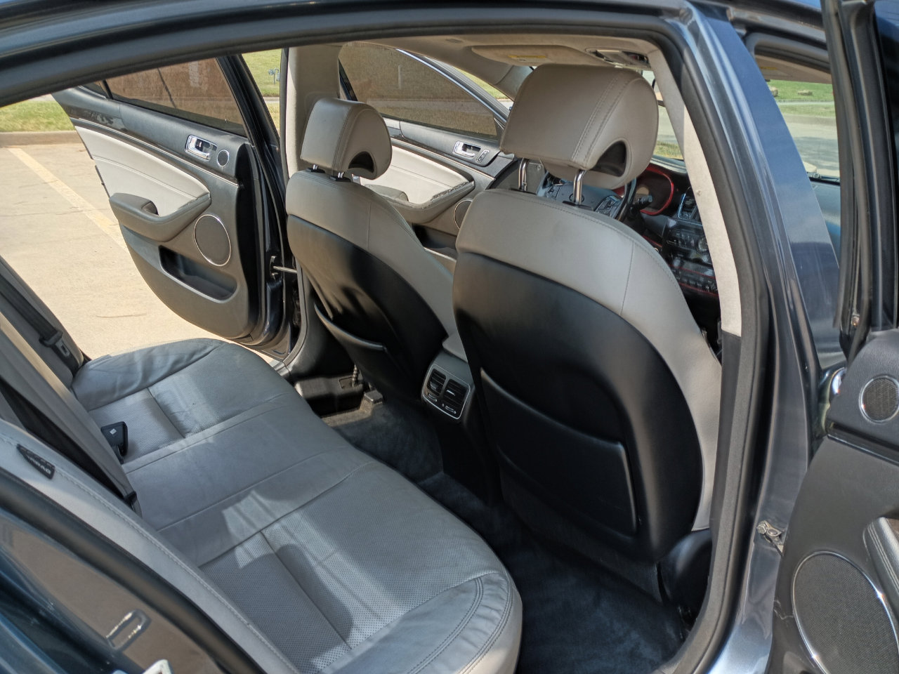 Used 2015 Kia Cadenza Limited image 13