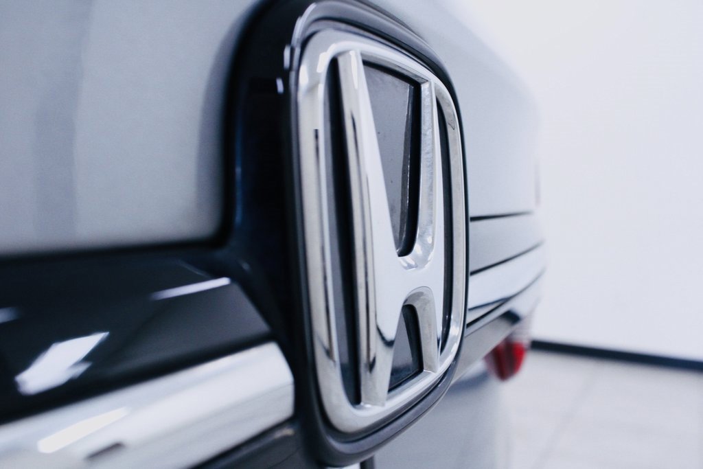 Used 2023 Honda Odyssey Elite image 5