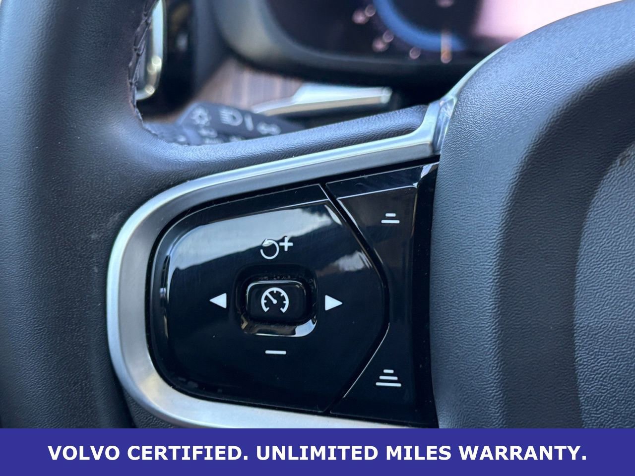 Certified 2023 Volvo XC60 B5 Plus w/ Protection Package Premier image 18