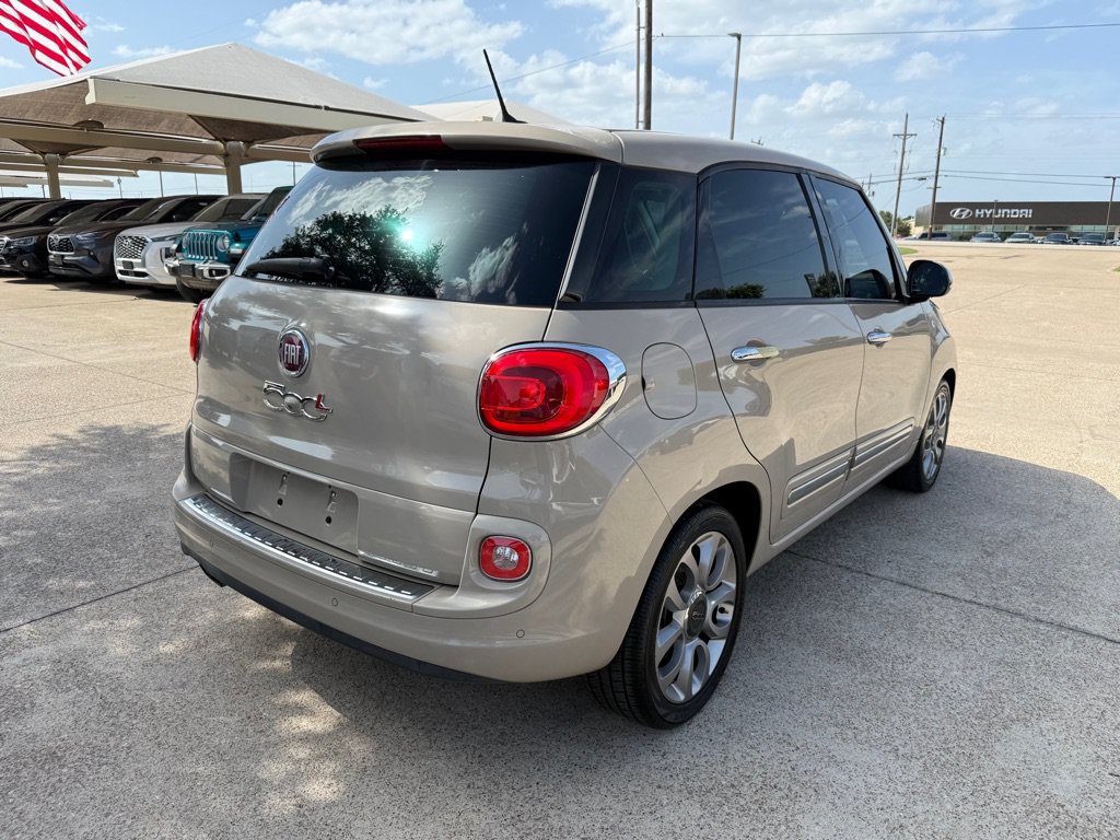 Used 2014 FIAT 500L Lounge FWD image 7