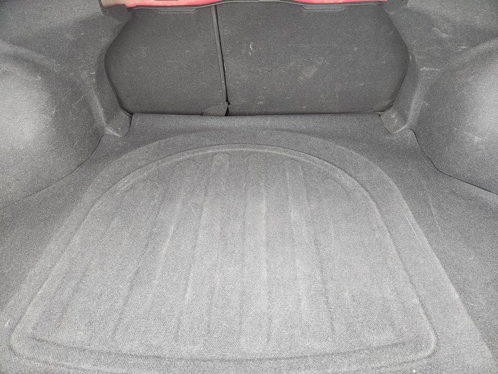 Used 2024 Hyundai Elantra Limited image 32