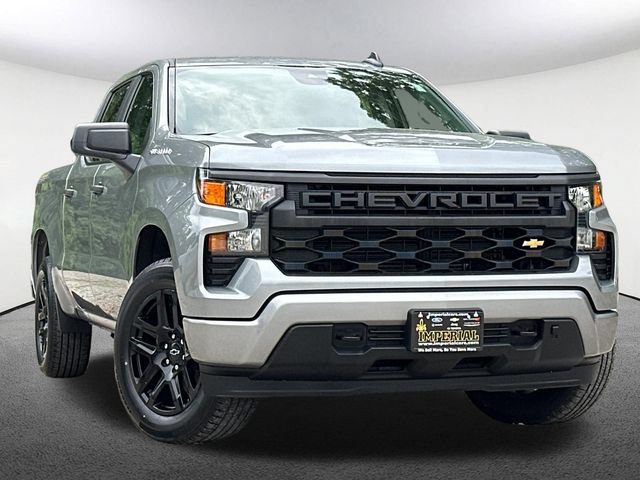 Used 2023 Chevrolet Silverado 1500 Custom AWD/4WD image 2