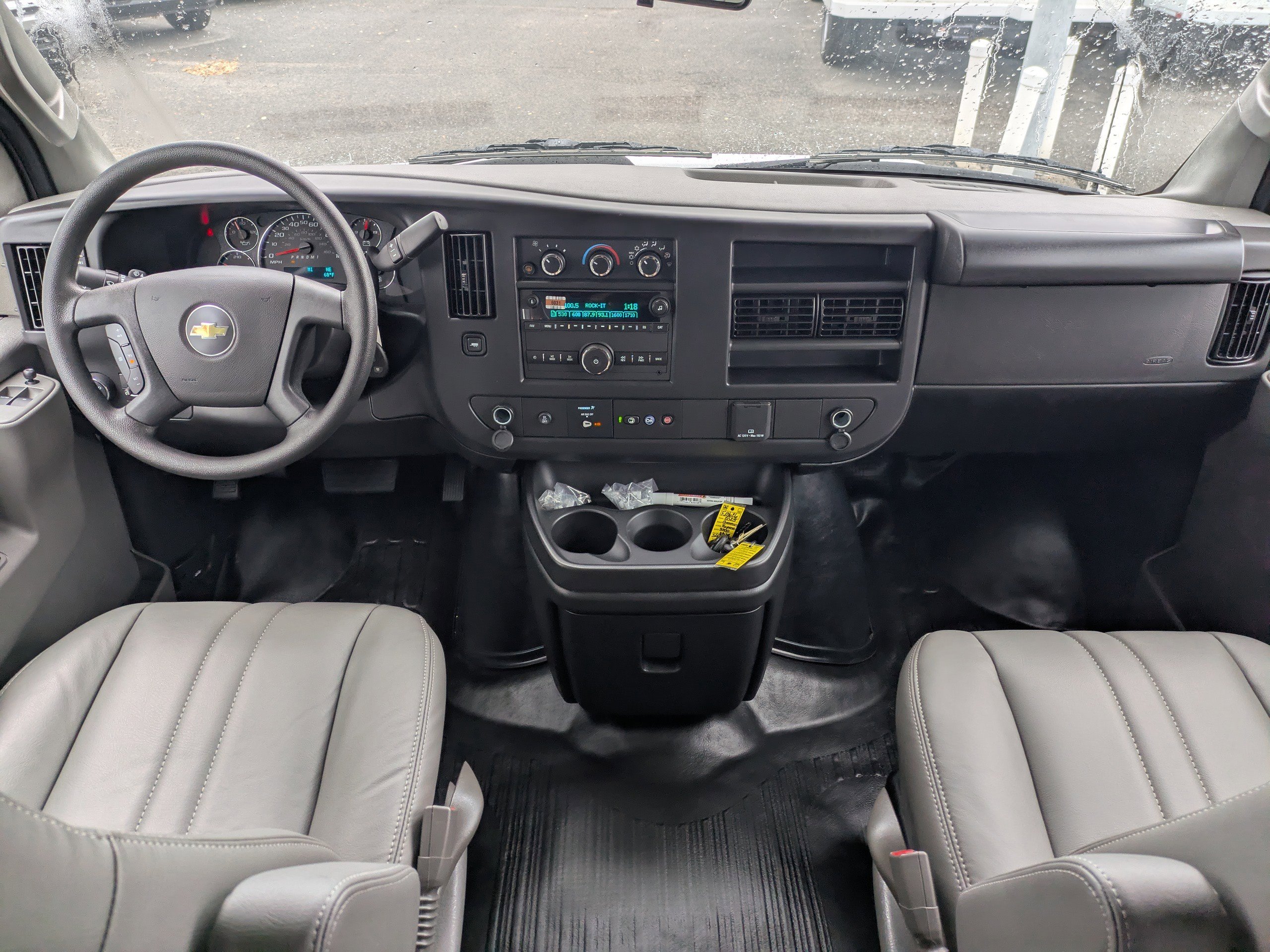 New 2025 Chevrolet Express 3500 LS RWD image 16