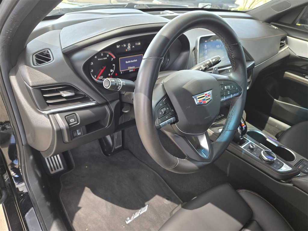 Used 2022 Cadillac CT4 V image 22